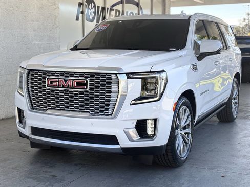 Used 2021 GMC Yukon Denali w/ Denali Ultimate Package image 2