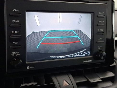 Used 2020 Toyota RAV4 XLE image 15