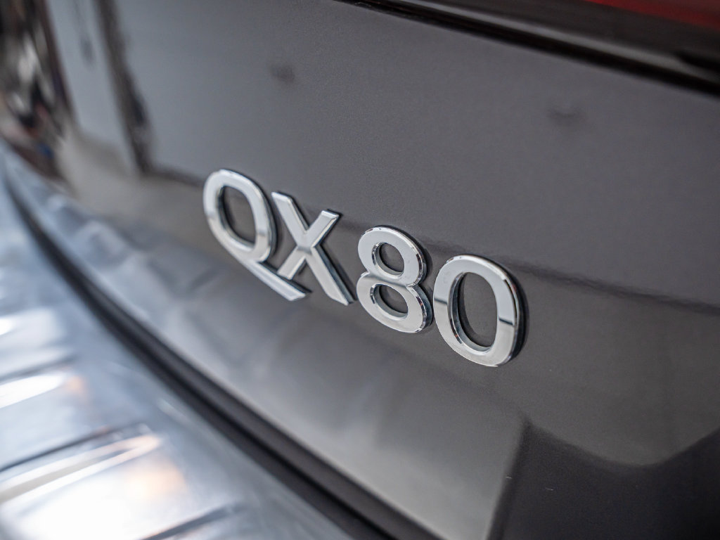 Used 2024 INFINITI QX80 Luxe AWD/4WD image 16