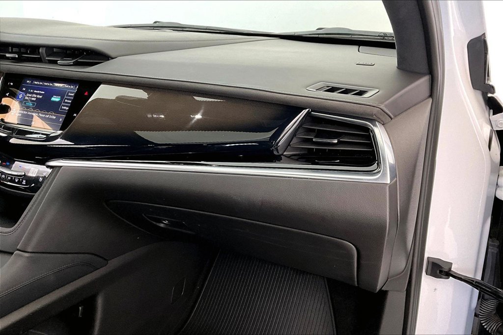 Used 2024 Cadillac XT6 AWD image 20