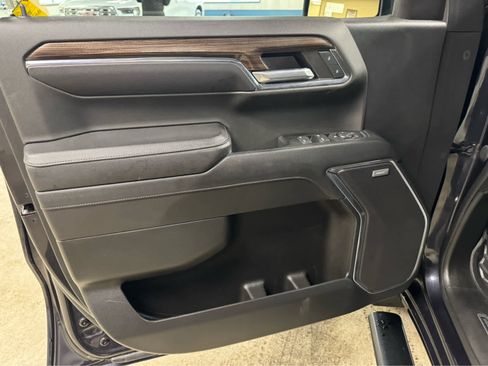 Certified 2023 Chevrolet Silverado 1500 RST image 36