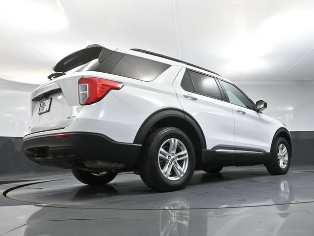 Used 2022 Ford Explorer XLT w/ Class IV Trailer Tow Package AWD/4WD image 48