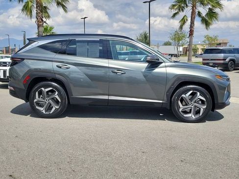 Certified 2022 Hyundai Tucson Limited AWD/4WD image 32