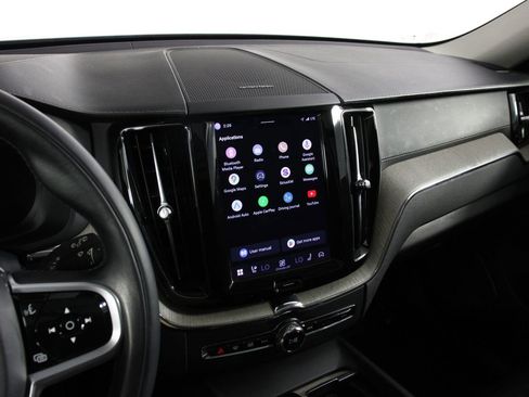 Used 2022 Volvo XC60 B5 Inscription w/ Climate Package image 9