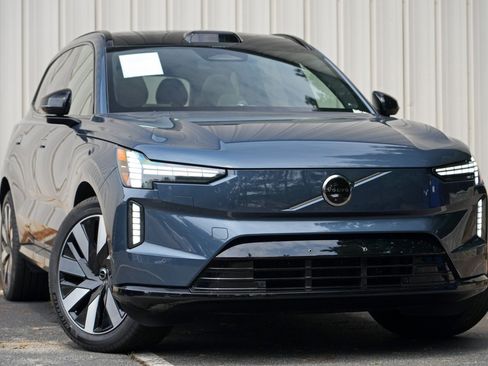 Used 2025 Volvo EX90 Ultra AWD/4WD image 4