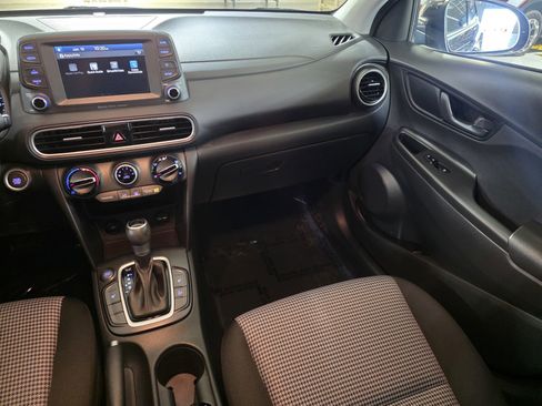 Certified 2021 Hyundai Kona SEL w/ Cargo Package image 17