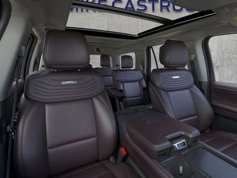 New 2026 Ford Expedition Platinum image 10