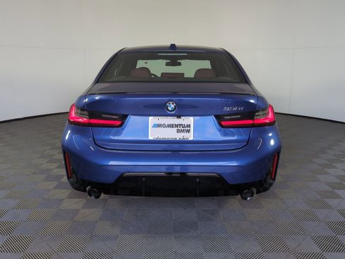 Used 2026 BMW 330i Sedan w/ M Sport Package image 8