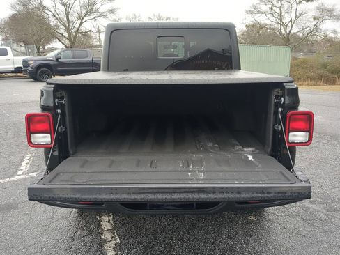 Certified 2023 Jeep Gladiator Rubicon image 11