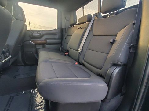 Used 2020 GMC Sierra 1500 Elevation w/ Elevation Value Package image 9