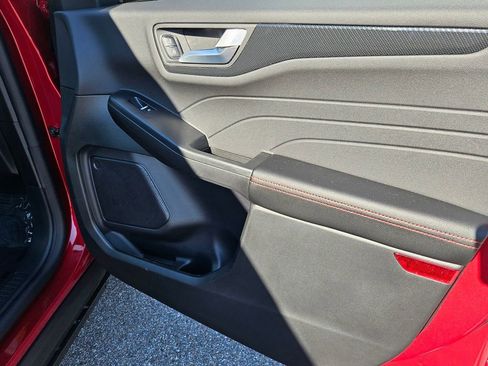 New 2026 Ford Escape ST-Line w/ Tech Pack #1 FWD image 33