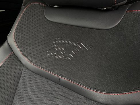 New 2026 Ford Explorer ST w/ Sun And Sound Package image 24