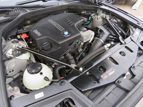 Used 2012 BMW 528i 528i image 7