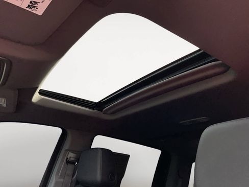 Used 2022 GMC Sierra 1500 Elevation w/ Elevation Premium Package image 23