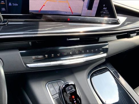 Used 2023 Cadillac Escalade Sport AWD/4WD image 15