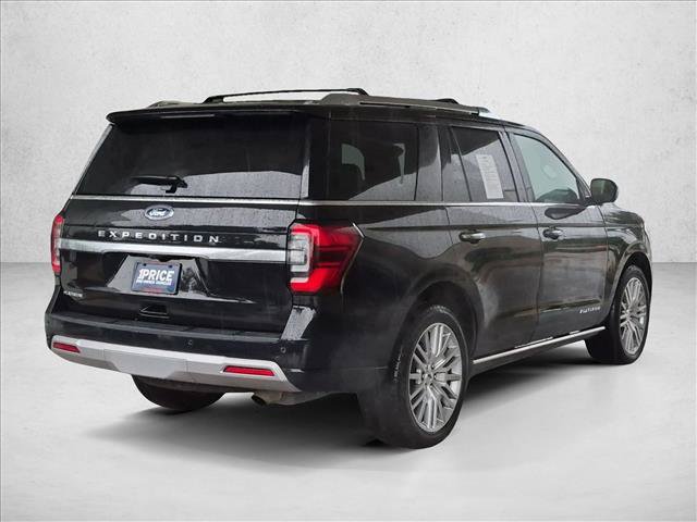 Used 2022 Ford Expedition Platinum AWD/4WD image 5