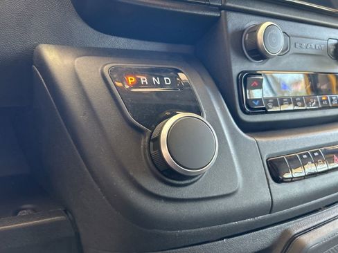 Used 2024 RAM ProMaster 3500 w/ Delivery Van Package FWD image 9