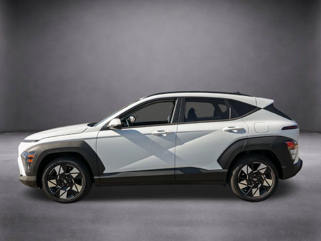 Used 2025 Hyundai Kona SEL FWD image 8