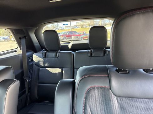 New 2025 Ford Explorer ST image 36