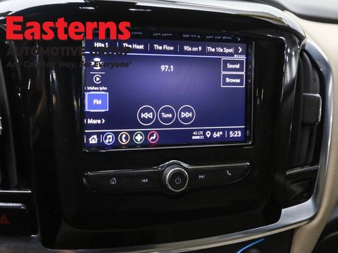 Used 2023 Chevrolet Traverse LS image 19