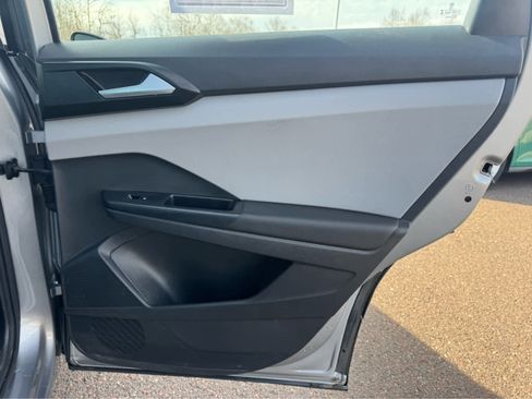 Used 2023 Volkswagen Taos S w/ Driver Assistance Package image 40