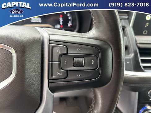 Used 2022 GMC Yukon XL SLT w/ SLT Luxury Package AWD/4WD image 23