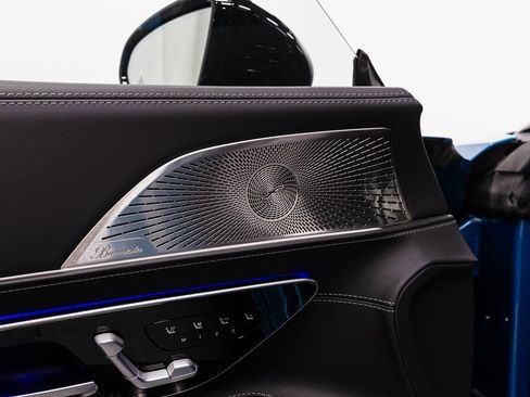 Certified 2023 Mercedes-Benz SL 63 AMG 4MATIC w/ Driver Assistance Package image 8