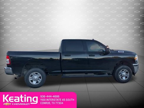Used 2024 RAM 2500 Tradesman w/ Chrome Appearance Group image 4