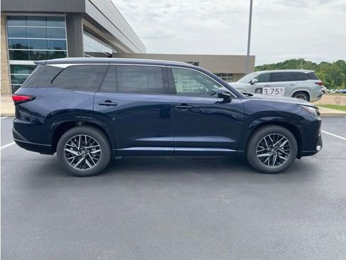New 2026 Lexus TX 350 AWD image 2