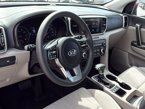 Used 2021 Kia Sportage LX AWD/4WD image 23