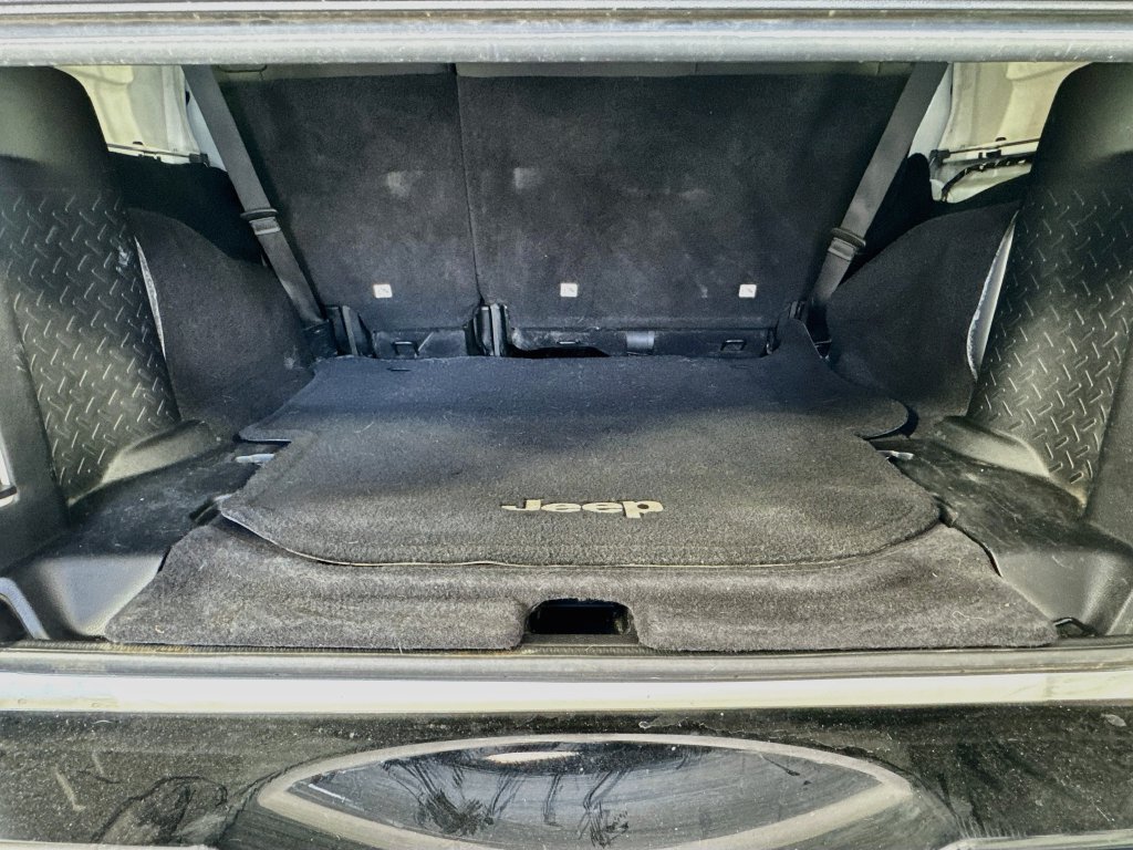 Used 2014 Jeep Wrangler Unlimited Sport AWD/4WD image 23