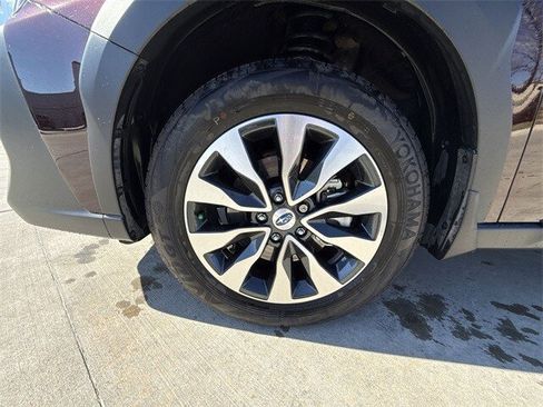 Used 2025 Subaru Outback Touring XT image 10