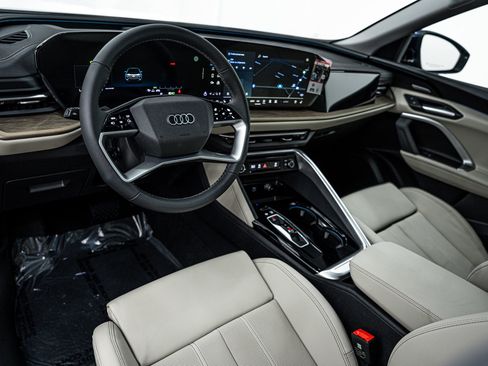 New 2025 Audi Q5 Premium Plus image 7