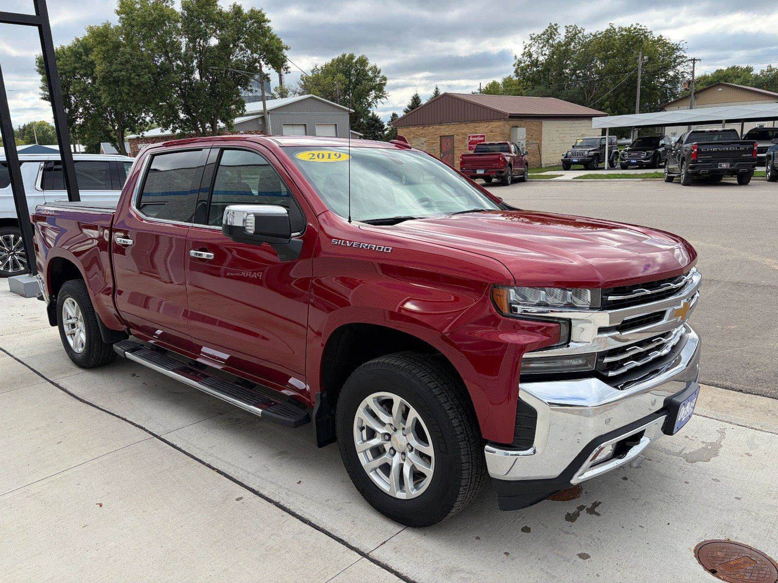 Used 2019 Chevrolet Silverado 1500 LTZ w/ LTZ Plus Package AWD/4WD image 6