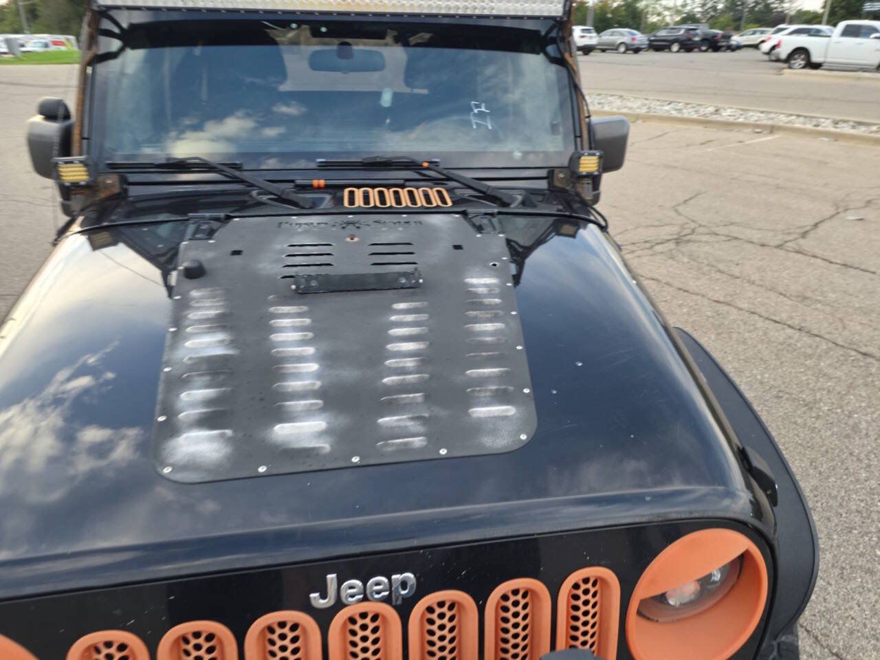 Used 2012 Jeep Wrangler Sahara w/ Dual Top Group AWD/4WD image 35