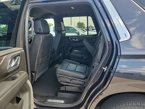 Used 2024 Chevrolet Tahoe LT AWD/4WD image 12