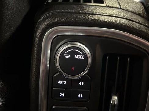 Used 2022 GMC Sierra 2500 SLT w/ SLT Convenience Package image 57