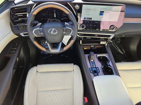 New 2026 Lexus RX 450h AWD image 9