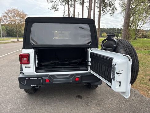 Used 2020 Jeep Wrangler Unlimited Sport S image 19