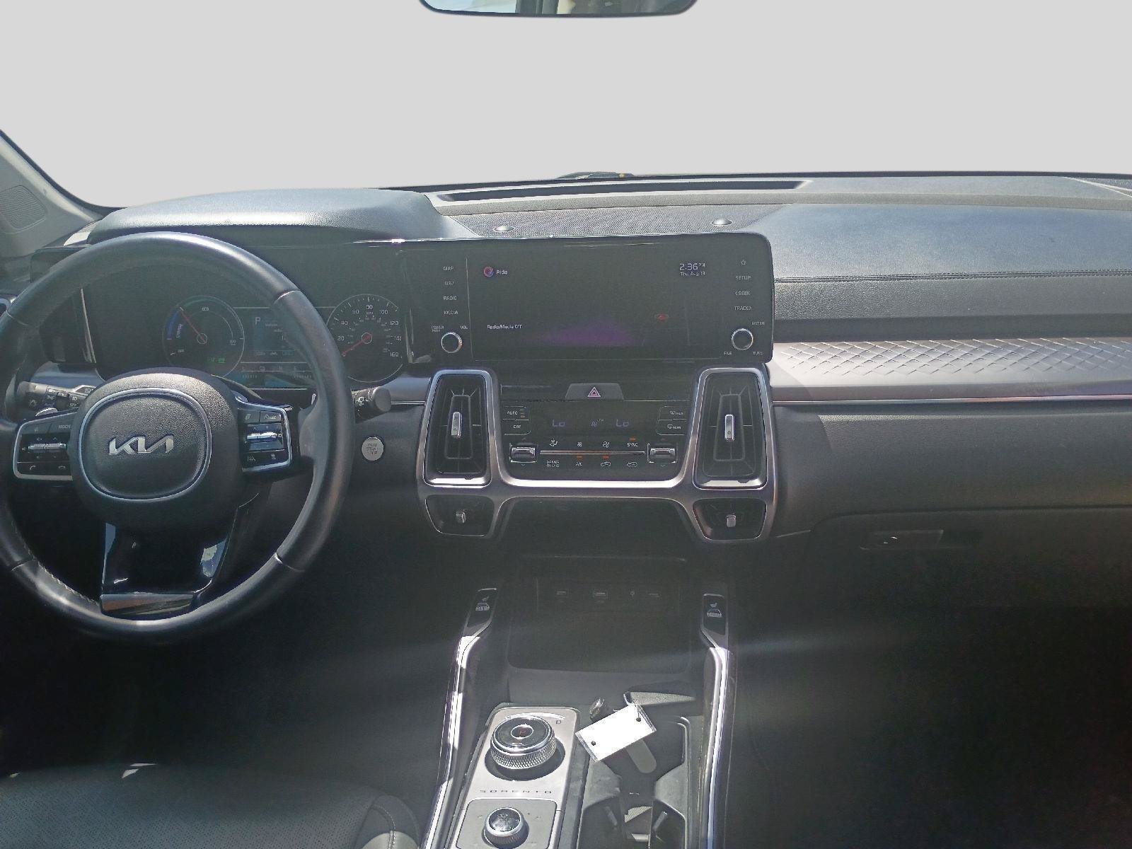 Used 2022 Kia Sorento EX AWD/4WD image 12