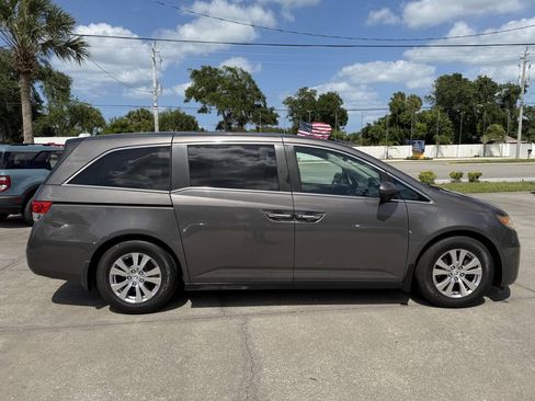 Used 2014 Honda Odyssey EX-L image 9