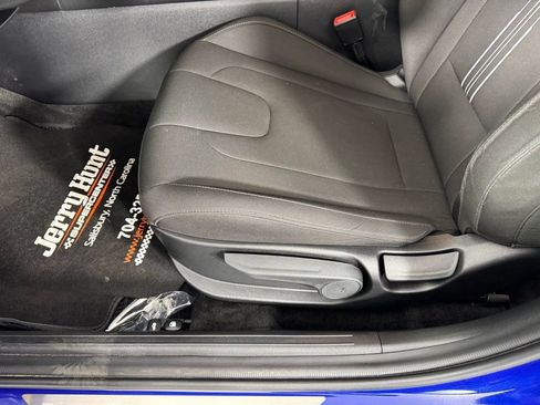 Used 2024 Hyundai Elantra SEL w/ Convenience Package image 13