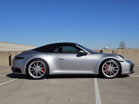 Certified 2023 Porsche 911 Carrera S image 9