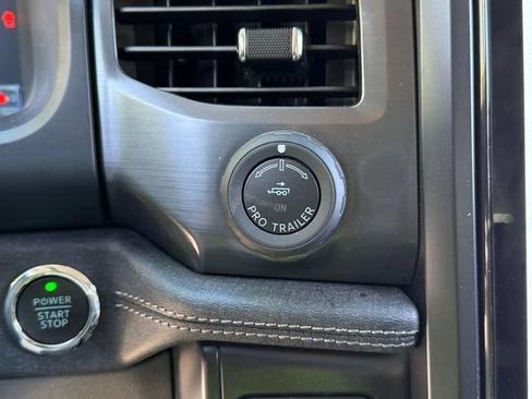 Used 2025 Ford F150 Lightning Flash AWD/4WD image 30