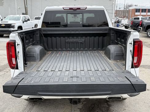 Used 2021 GMC Sierra 1500 AT4 w/ AT4 Value Package image 8