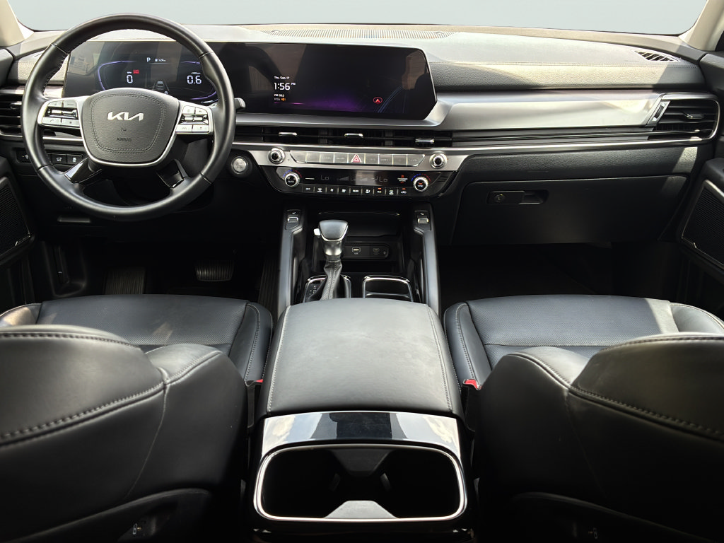 Used 2025 Kia Telluride S FWD image 18