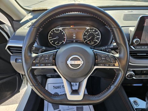 Used 2024 Nissan Altima 2.5 SR image 25