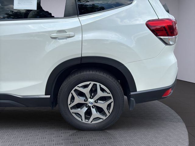 Used 2019 Subaru Forester Premium AWD/4WD image 30