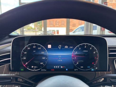 Certified 2025 Mercedes-Benz E 350 4MATIC Sedan image 15