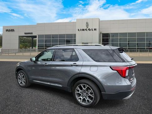 Used 2025 Ford Explorer Platinum w/ Ultimate Package AWD/4WD image 5